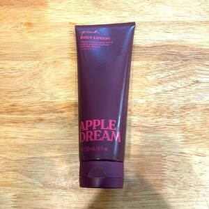 PINK Apple Dream🍎🍁lotion NWT